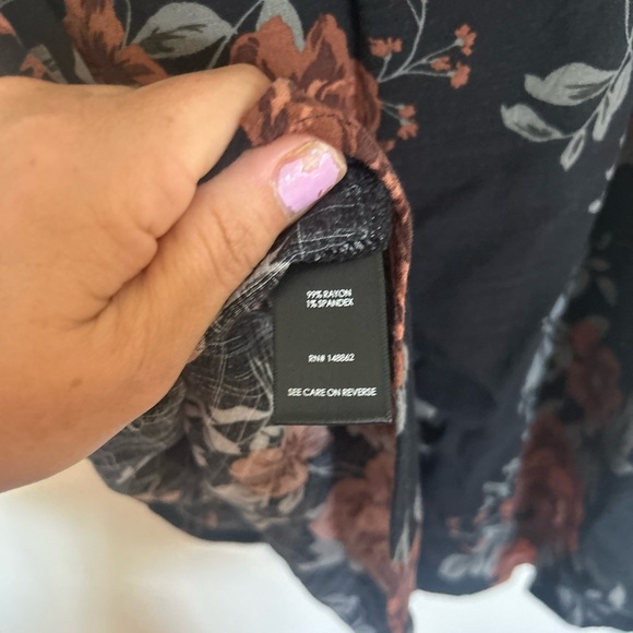 Torrid Size 1 Harper Rayon Slub Pullover
Sleeveless Top - Picture 7 of 9